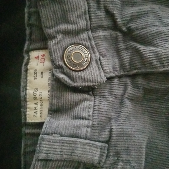 Zara Boys- 4Y pants - Picture 2 of 3